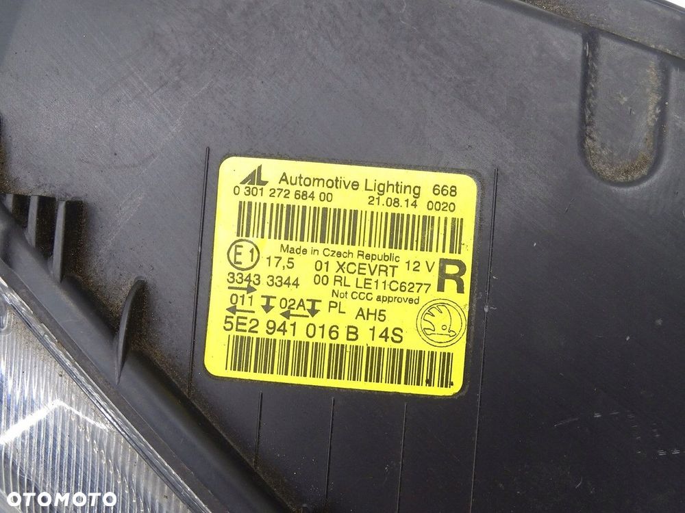 LAMPA BI-XENON PRAWY PRZÓD PRAWA PRZEDNIA SKODA OCTAVIA III 5E 5E2941016B - 7