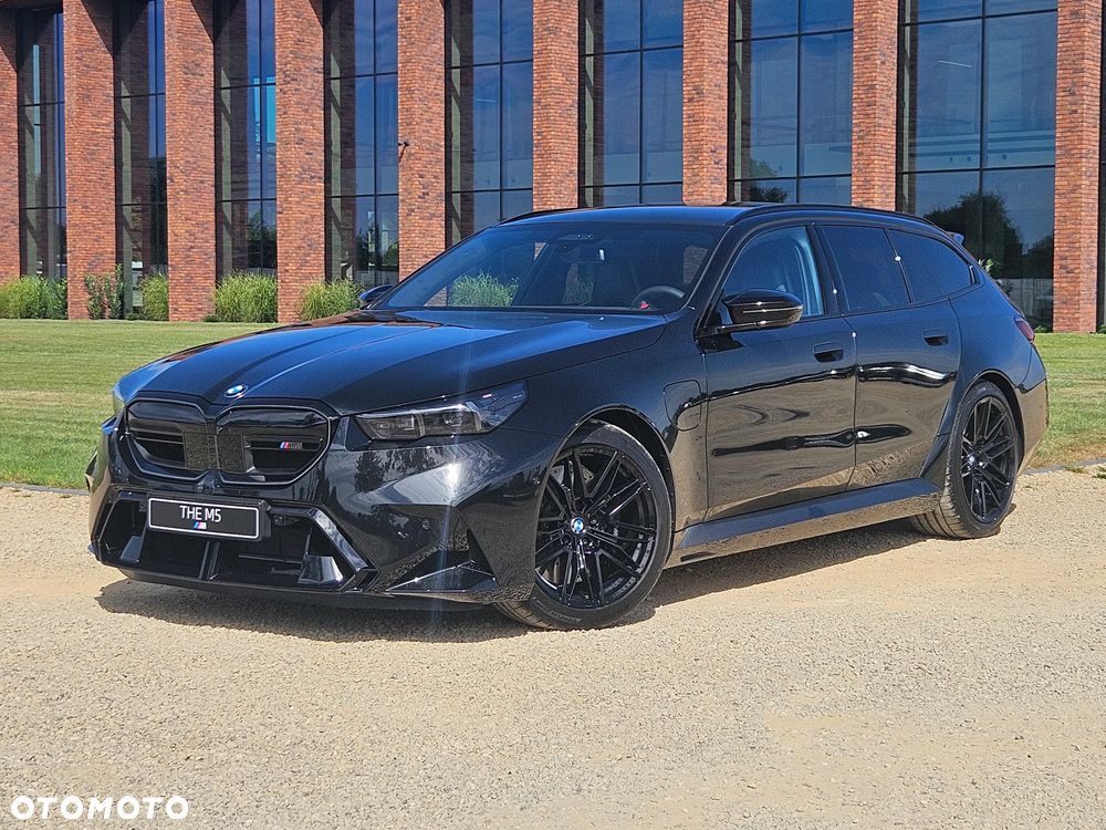 BMW M5 xDrive - 2