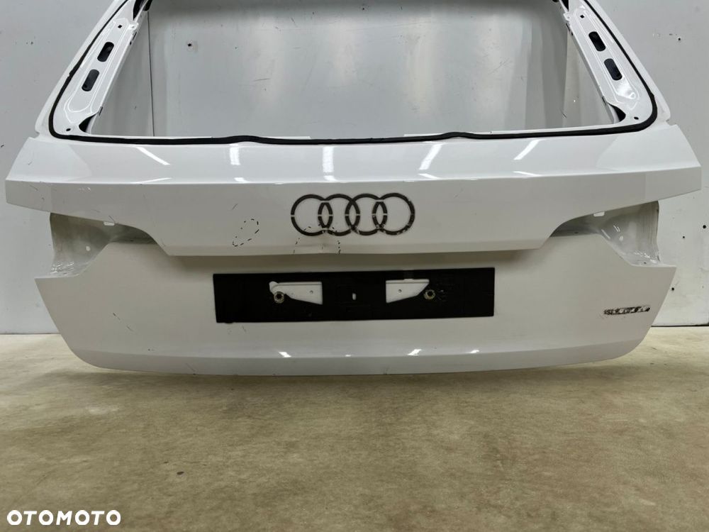 Klapa bagażnika Audi A4 B9 Kombi 15r.- - 5