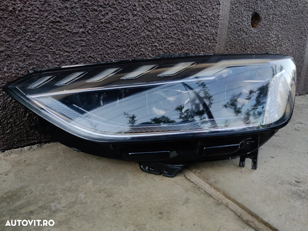 Far stanga Full Matrix LED Audi A4 B9 Facelift Original europa 8W0941035E