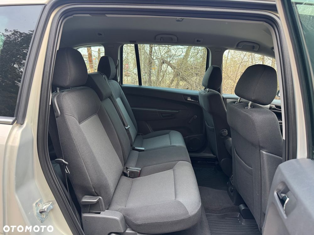Opel Zafira 1.8 Elegance - 22
