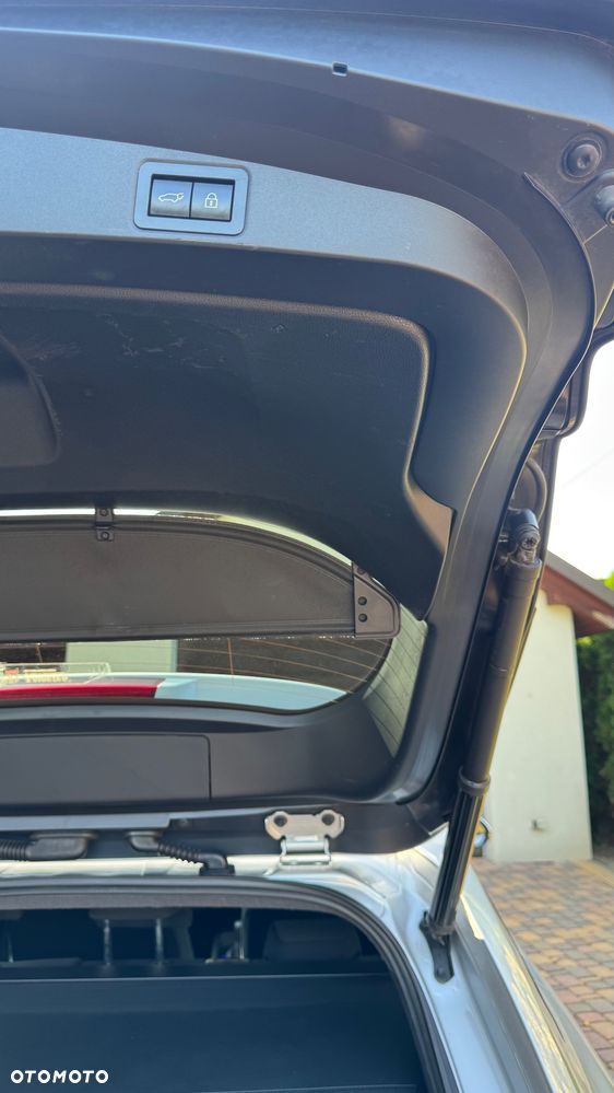 Toyota Corolla 1.8 Hybrid Executive - 15