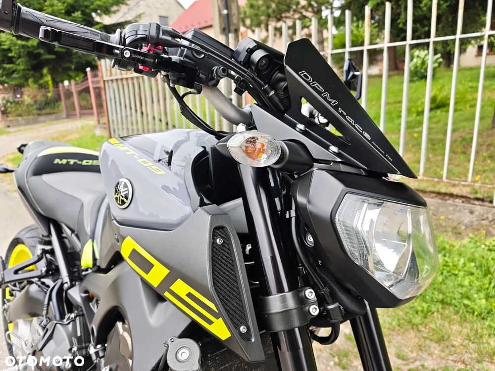 Yamaha MT - 17