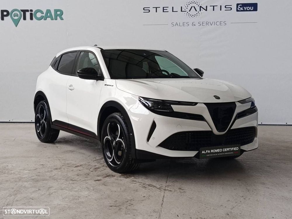 Alfa Romeo Junior 1.2 Speciale eDCT6 - 3