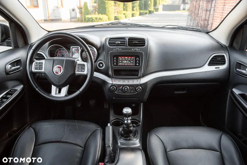 Fiat Freemont 2.0 Multijet 16V DPF Urban - 24