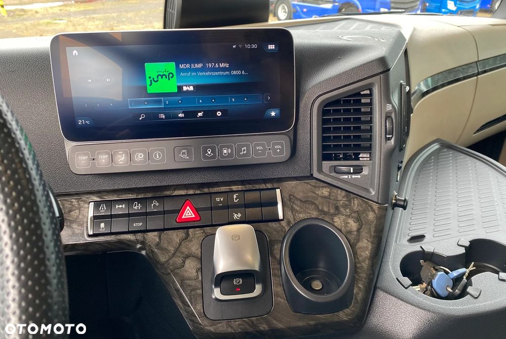 Mercedes-Benz Actros 1845 LS * BigSpace * Skóra * Klima postojowa * Bi-Xenon - 14