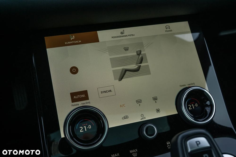 Land Rover Range Rover Evoque 2.0 D200 mHEV SE - 31