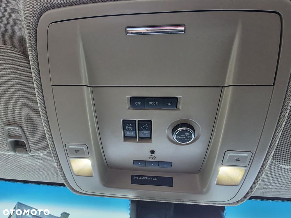Chevrolet Tahoe - 22