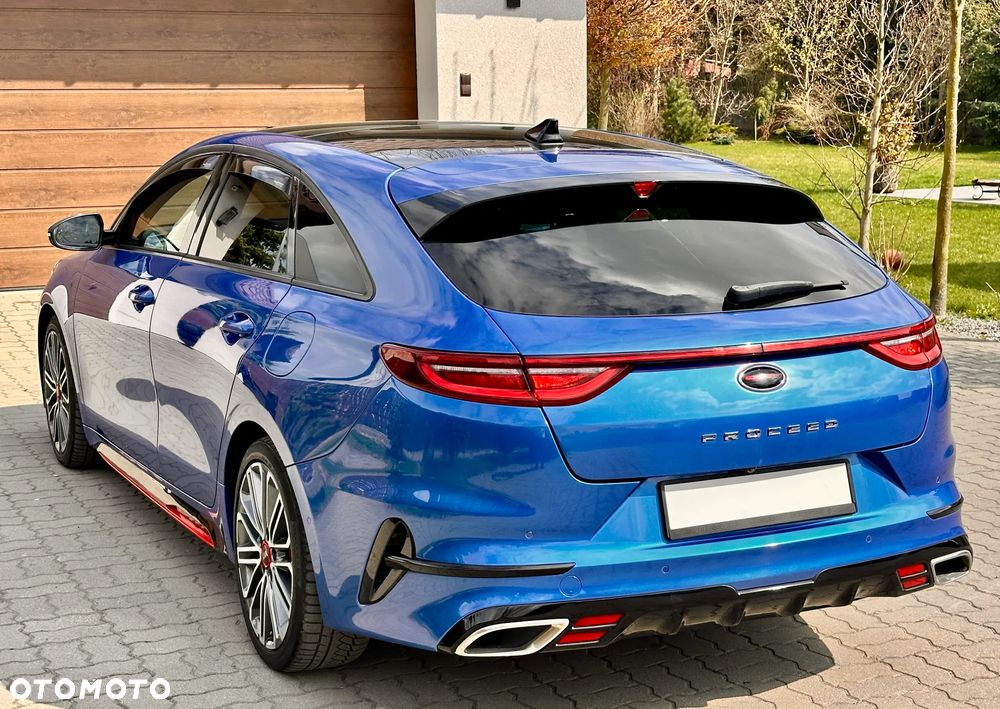 Kia ProCeed 1.6 T-GDI GT DCT - 2