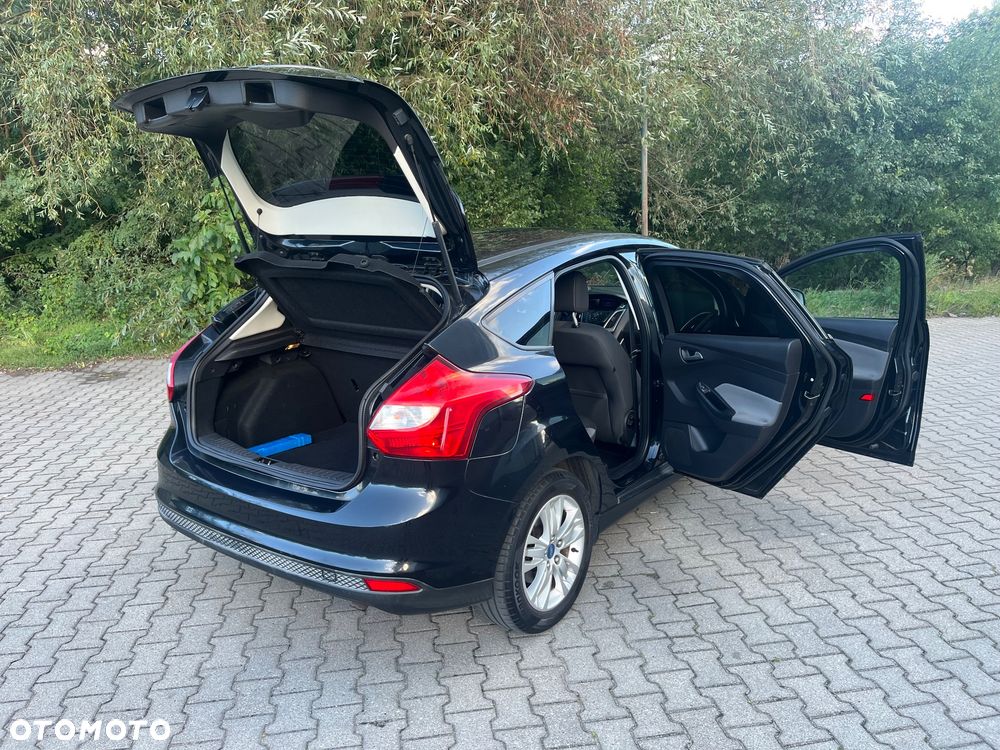 Ford Focus 1.6 Edition - 21
