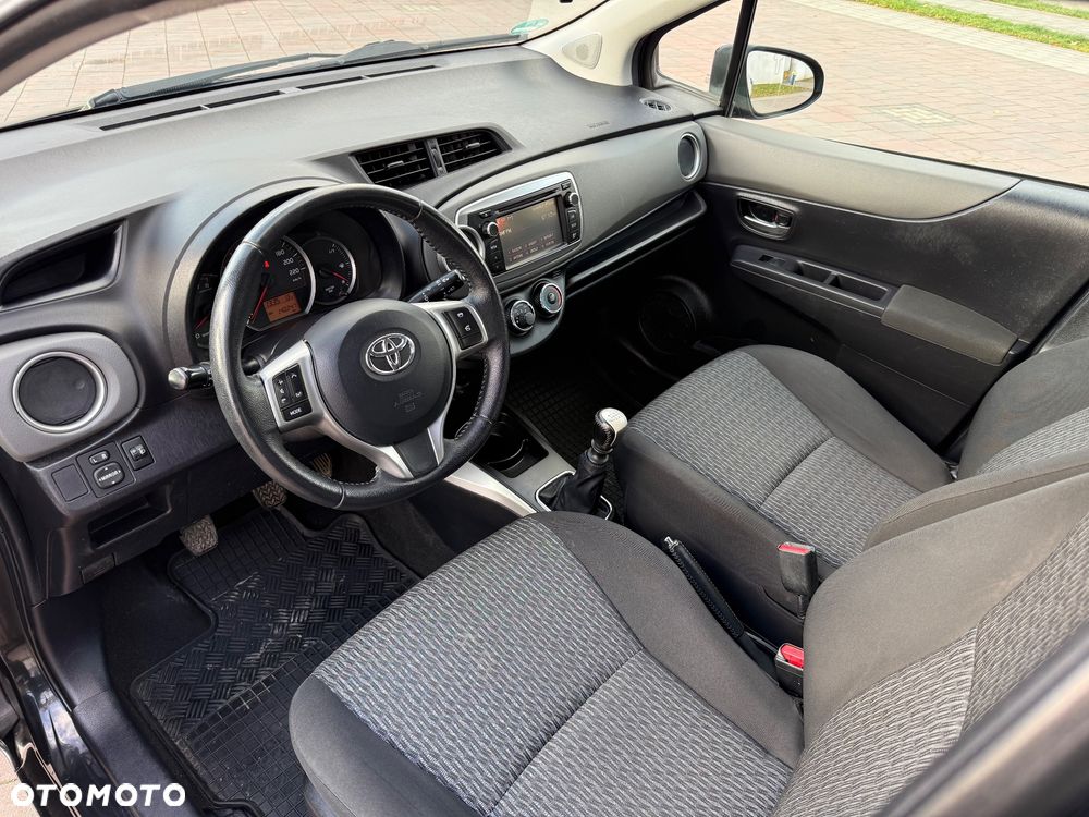 Toyota Yaris 1.33 Prestige - 8