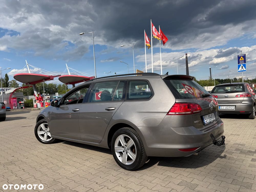 Volkswagen Golf 1.6 TDI Comfortline - 11