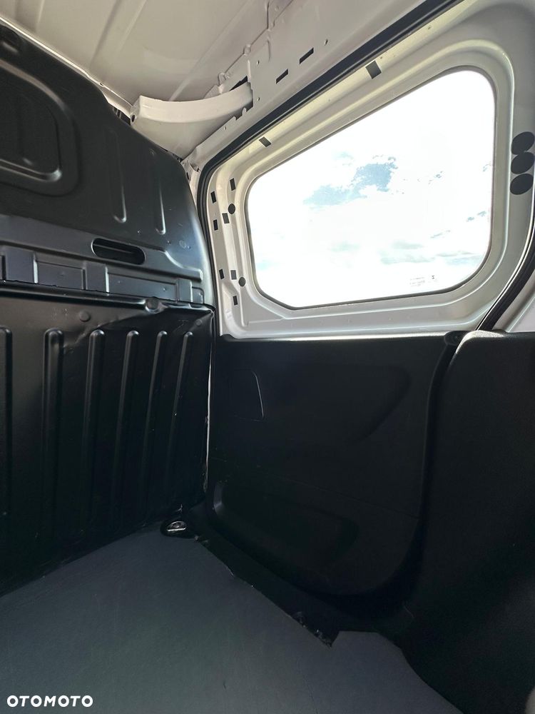 Toyota ProAce - 23