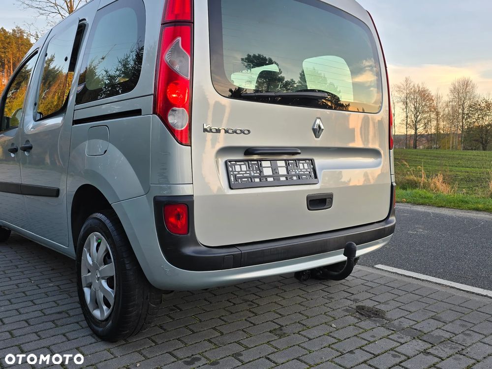 Renault Kangoo 1.6 8V Happy Family - 13
