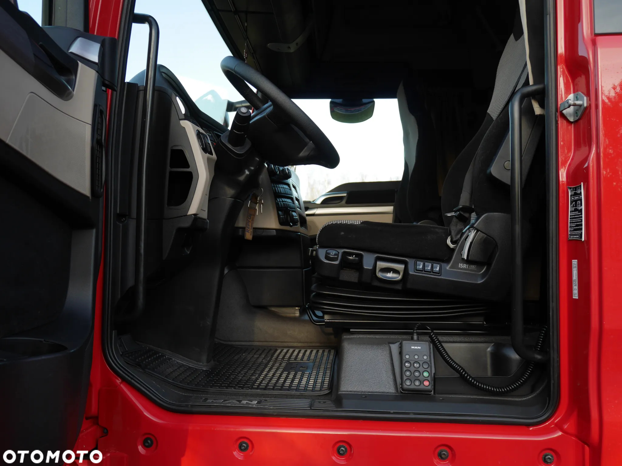 MAN TGX 18.460 XLX Efficient Line Low Deck Mega - 14