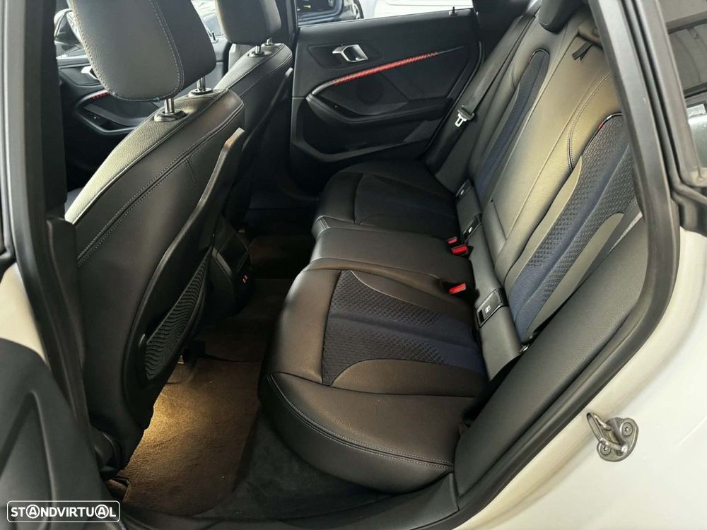 BMW 216 Gran Coupé d Pack Desportivo M - 24