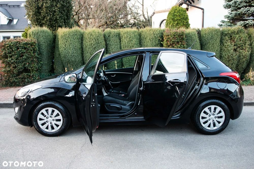 Hyundai i30 1.4 Premium - 16