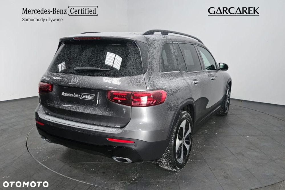 Mercedes-Benz GLB - 6