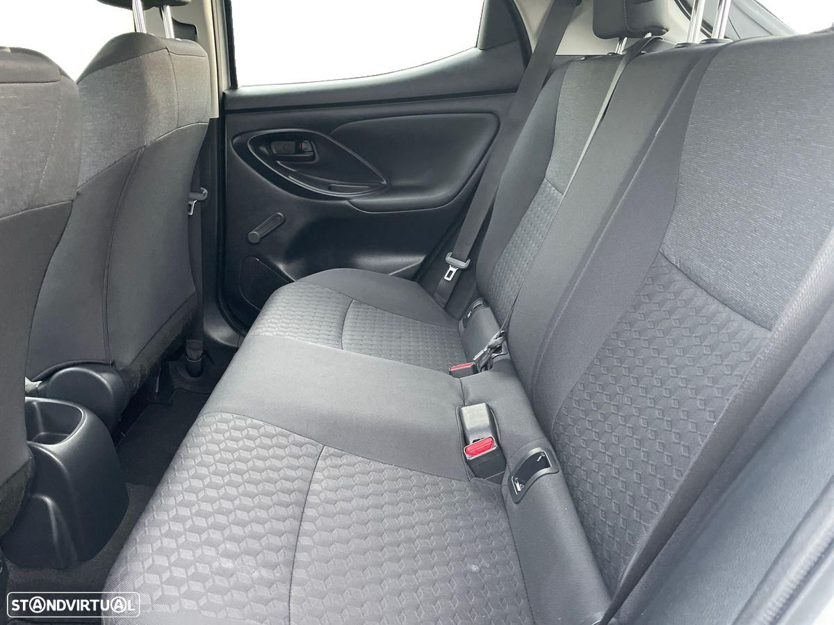 Toyota Yaris 1.0 VVT-i Comfort Plus - 9