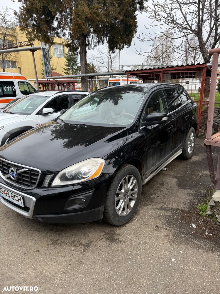 Volvo XC 60 D5 AWD Momentum - 5