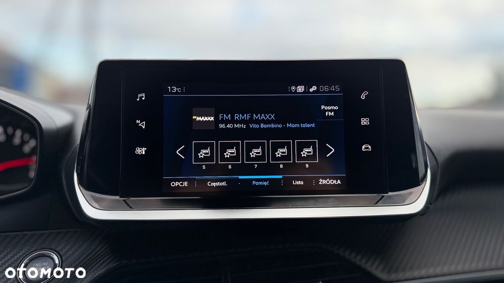 Peugeot 2008 PureTech 130 EAT8 GT - 11