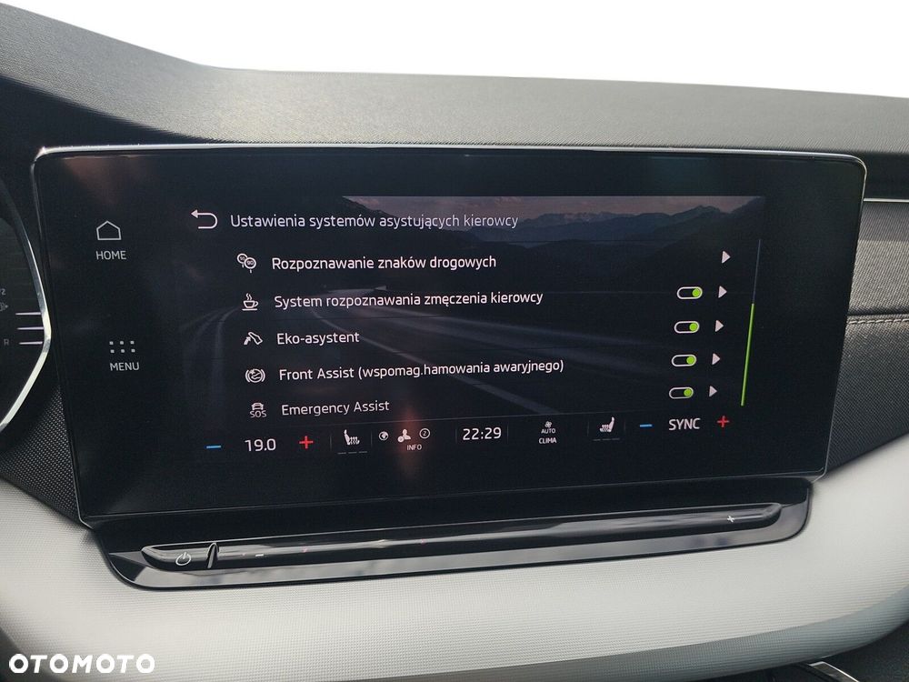 Skoda Octavia 2.0 TDI Style DSG - 32