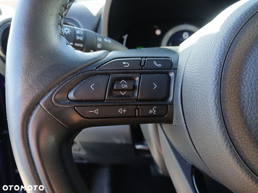 Toyota Yaris Hybrid 1.5 Style - 23