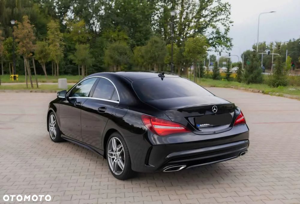 Mercedes-Benz CLA 250 4Matic 7G-DCT AMG Line - 11