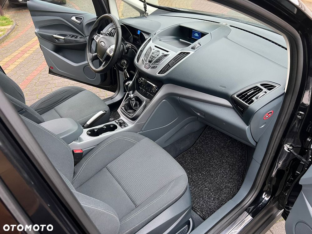 Ford C-MAX - 12