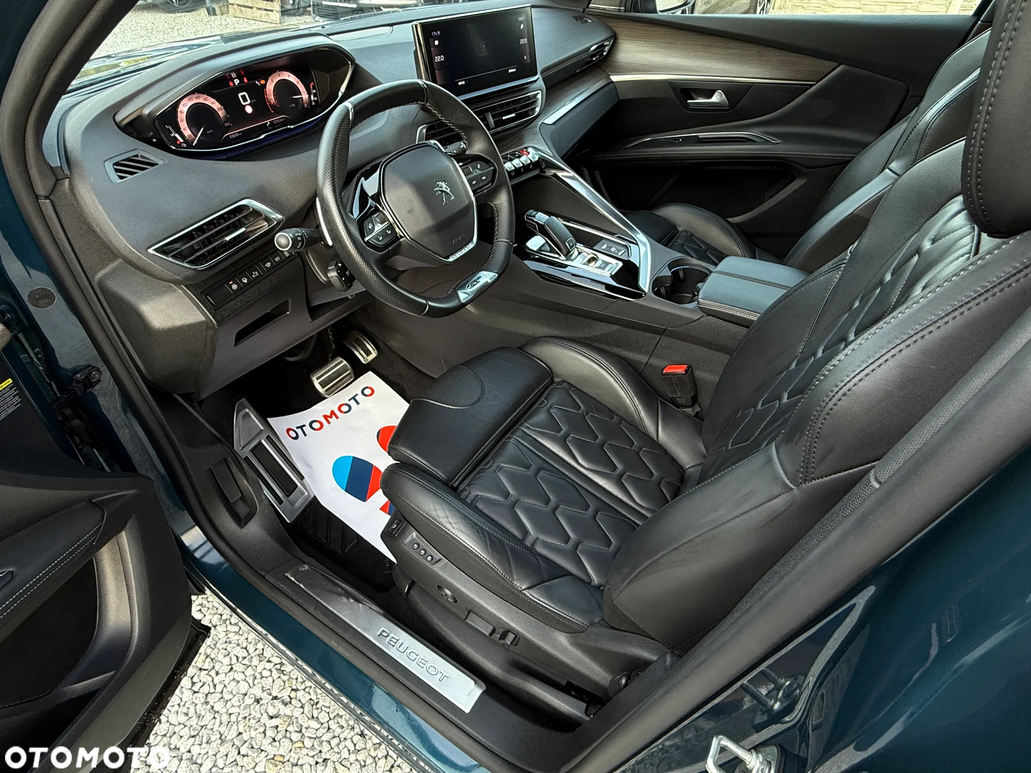 Peugeot 3008 PureTech 180 Stop & Start GPF EAT8 GT Pack - 26