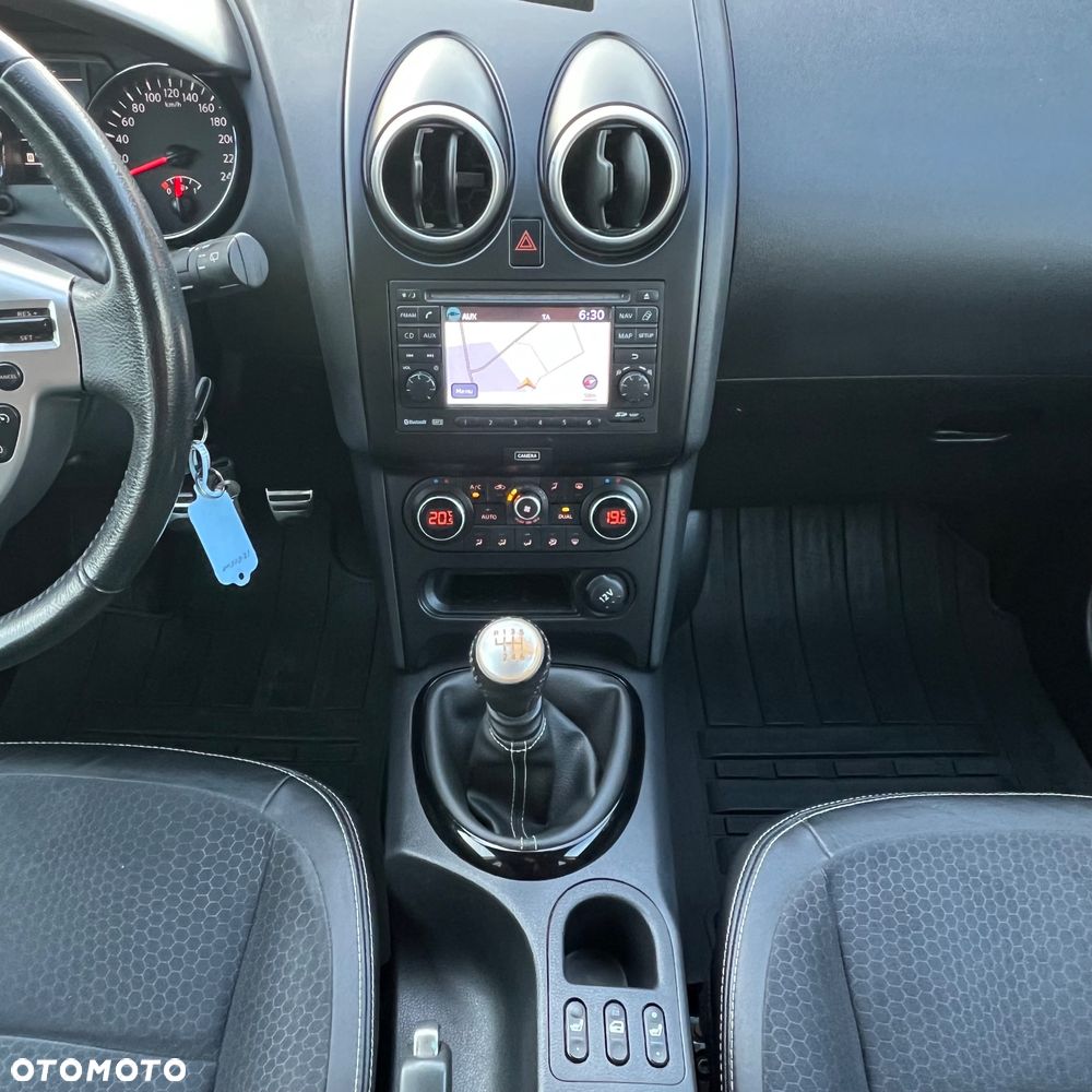 Nissan Qashqai 2.0 tekna - 31