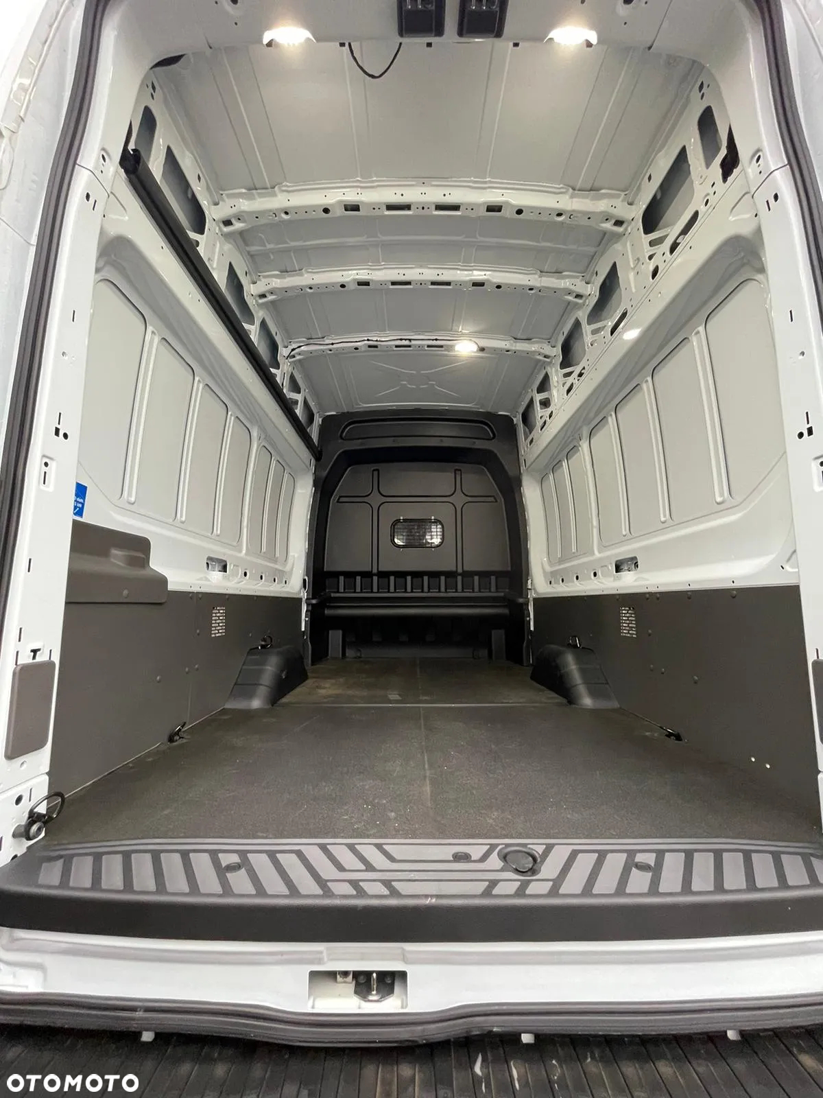 Ford Transit Brygadówka L4H3 - 13