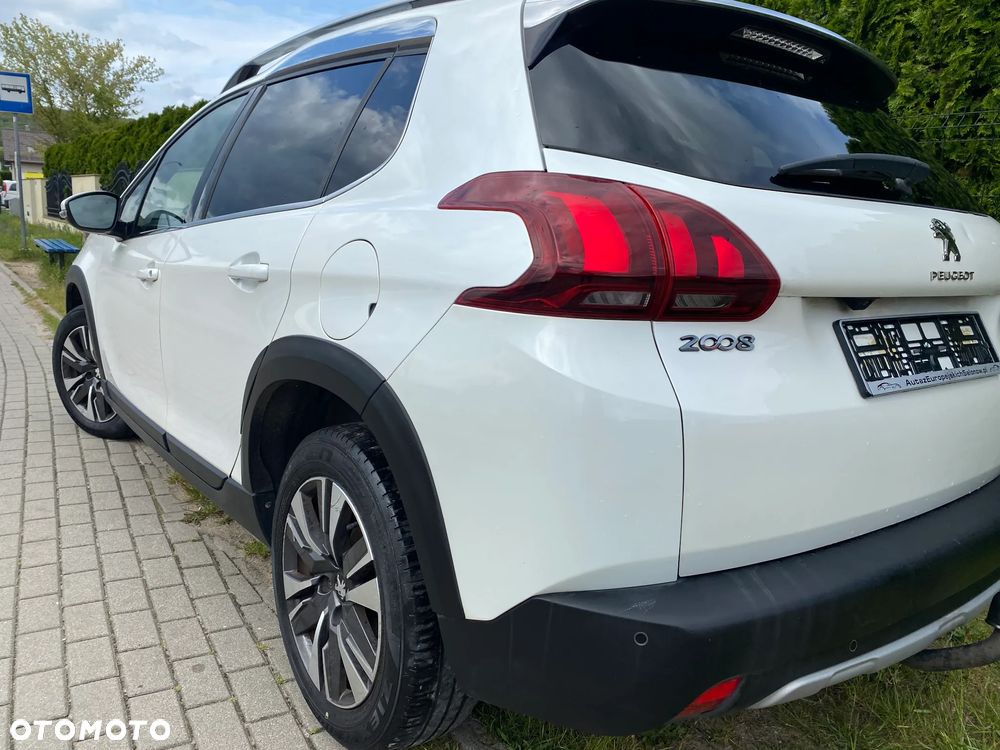 Peugeot 2008 1.2 Pure Tech Active S&S EAT6 - 12