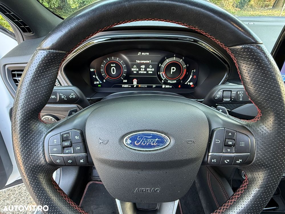 FORD Focus 2021 — imagine 16