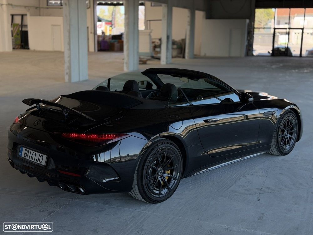 Mercedes-Benz SLS 63 AMG - 21