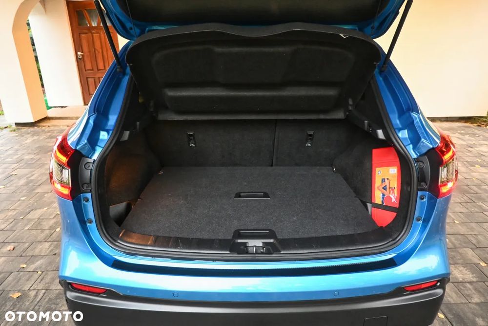 Nissan Qashqai 1.3 DIG-T N-CONNECTA - 21