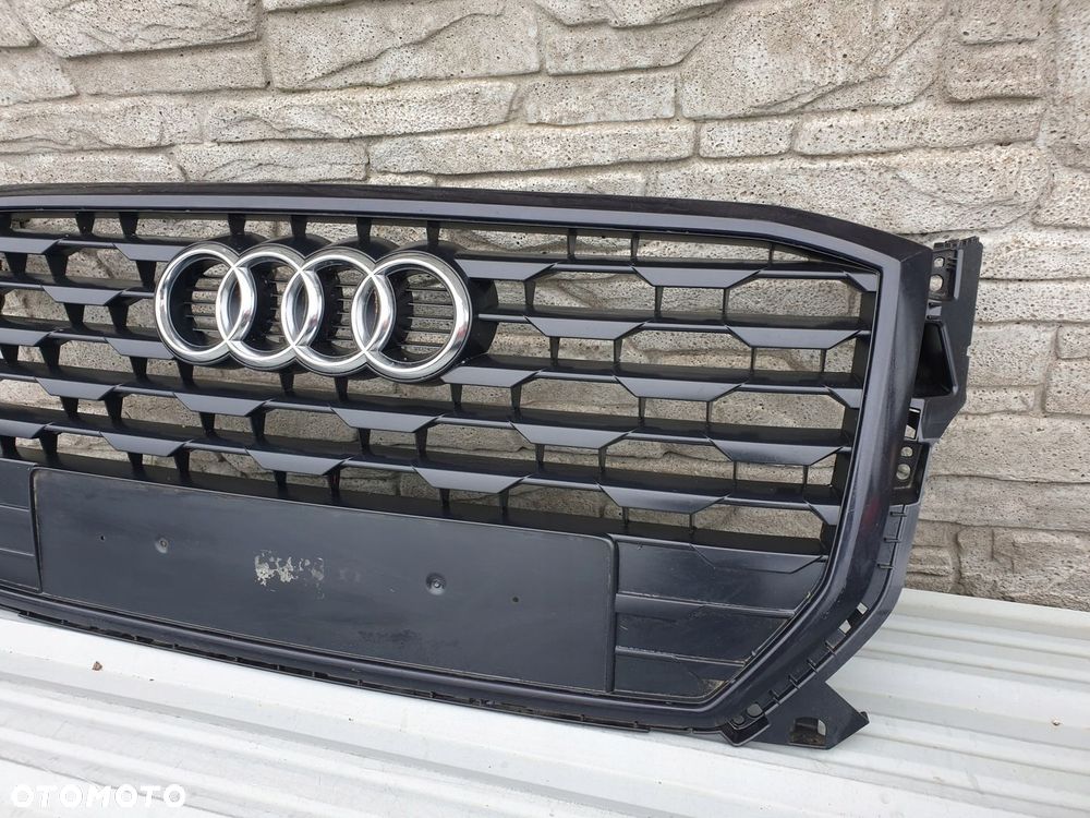 Audi Q2 81A czarna atrapa GRILL w ZDERZAK ORYGINAŁ - 3