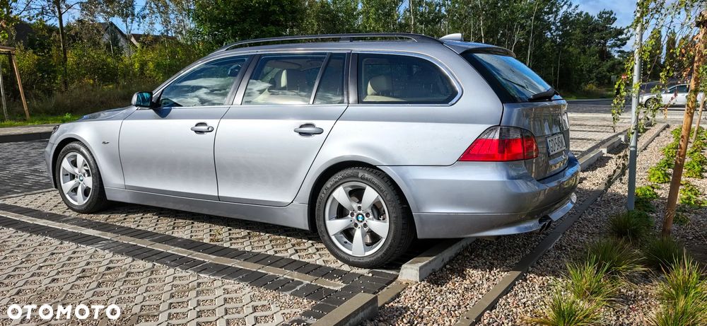 BMW 5 Series 2004 photo 4