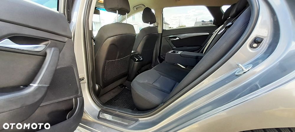 Hyundai i40 1.6 CRDi Business - 11