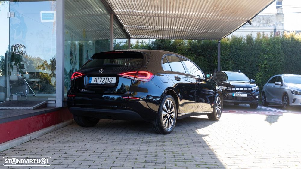 Mercedes-Benz A 250 e Style Plus - 3