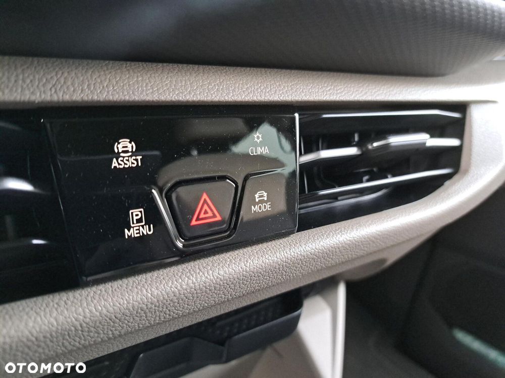 Volkswagen Multivan - 15