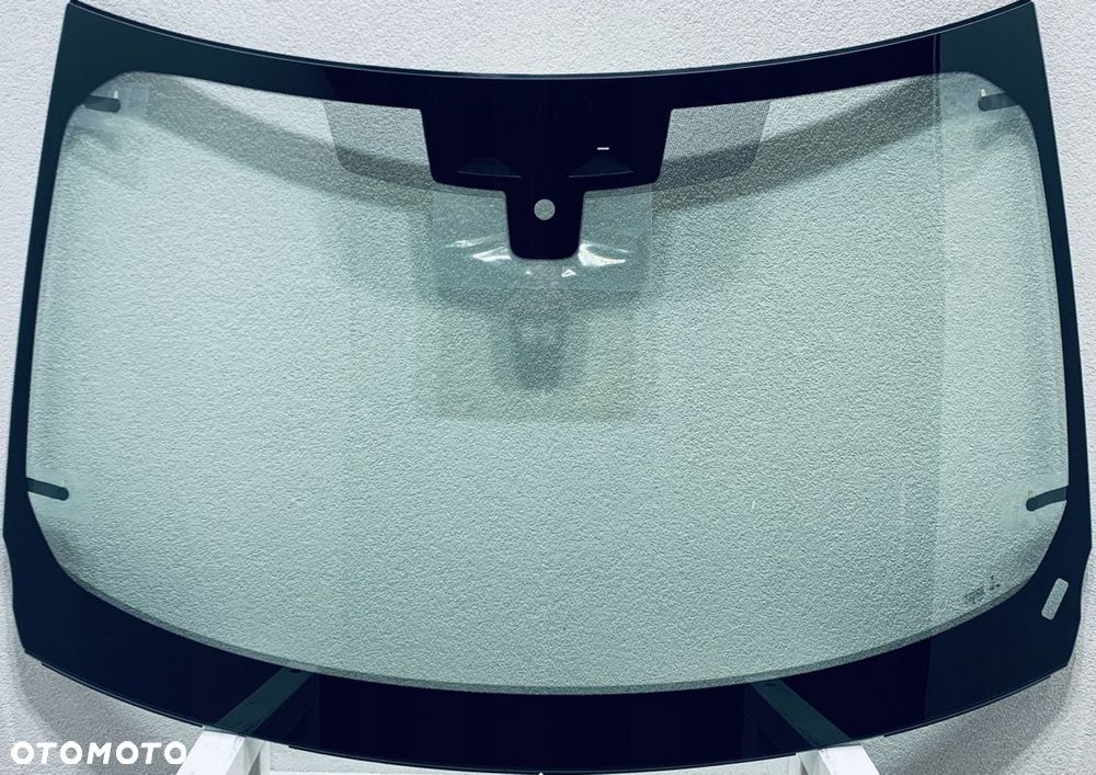 Szyba czołowa LAND ROVER DISCOVERY 2021- AKUSTYKA+KAMERA+SENSOR+GRZANIE