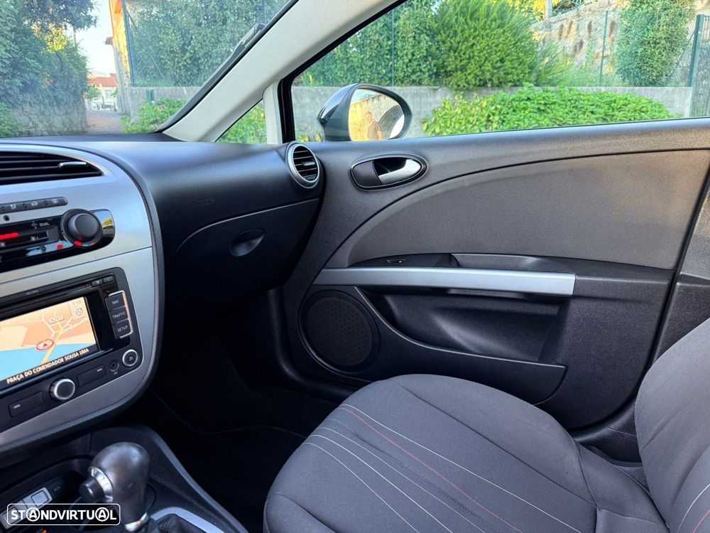 SEAT Leon 1.6 TDI Sport DSG - 29