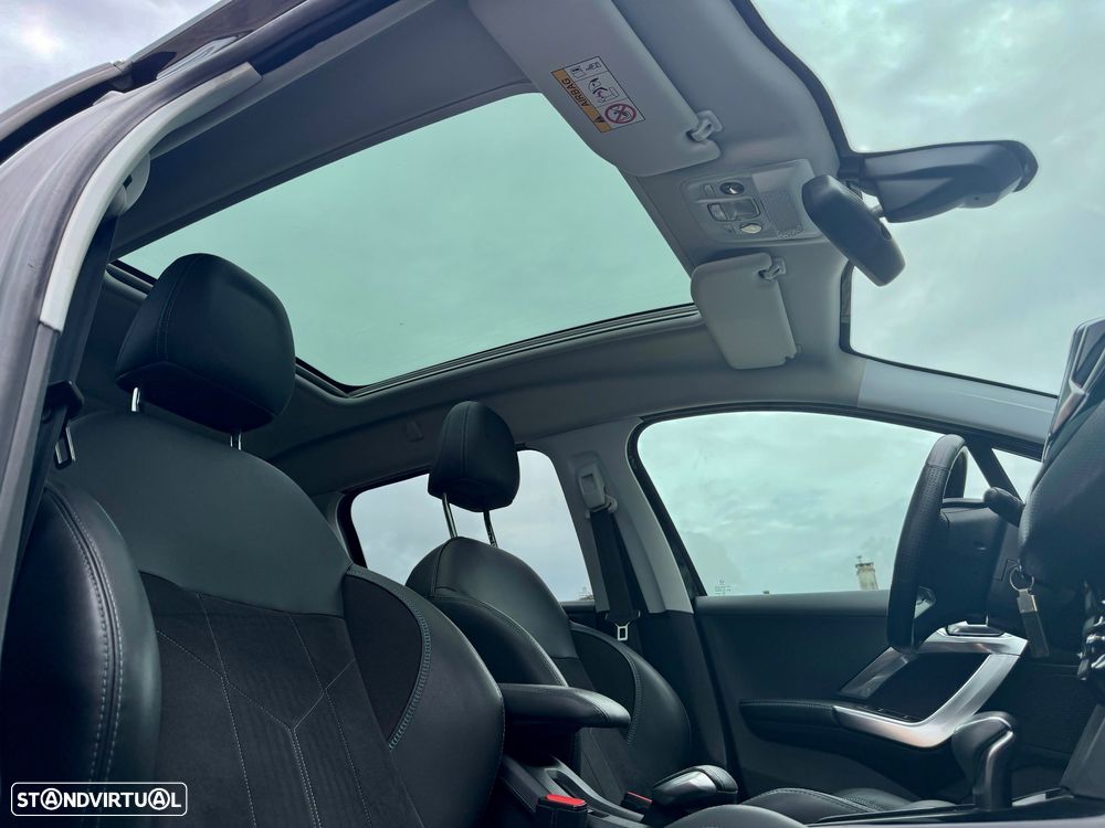 Peugeot 2008 BlueHDi FAP 120 STOP & START EAT6 Crossway - 11