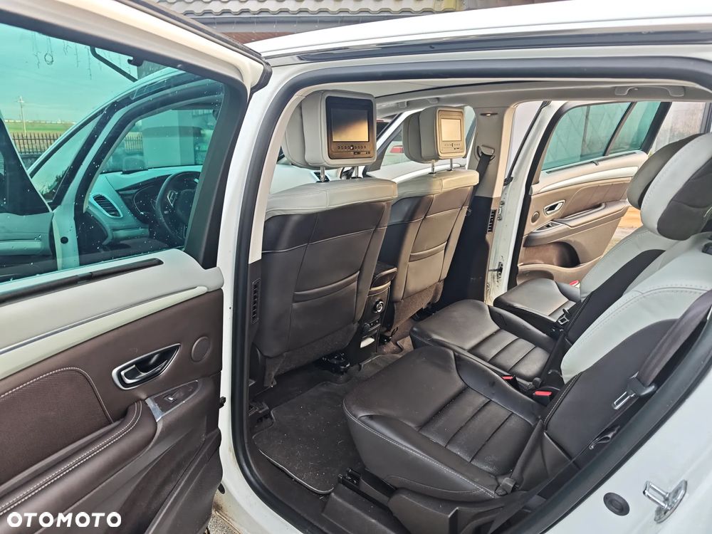 Renault Espace 1.6 dCi Energy Initiale Paris EDC 7os - 10