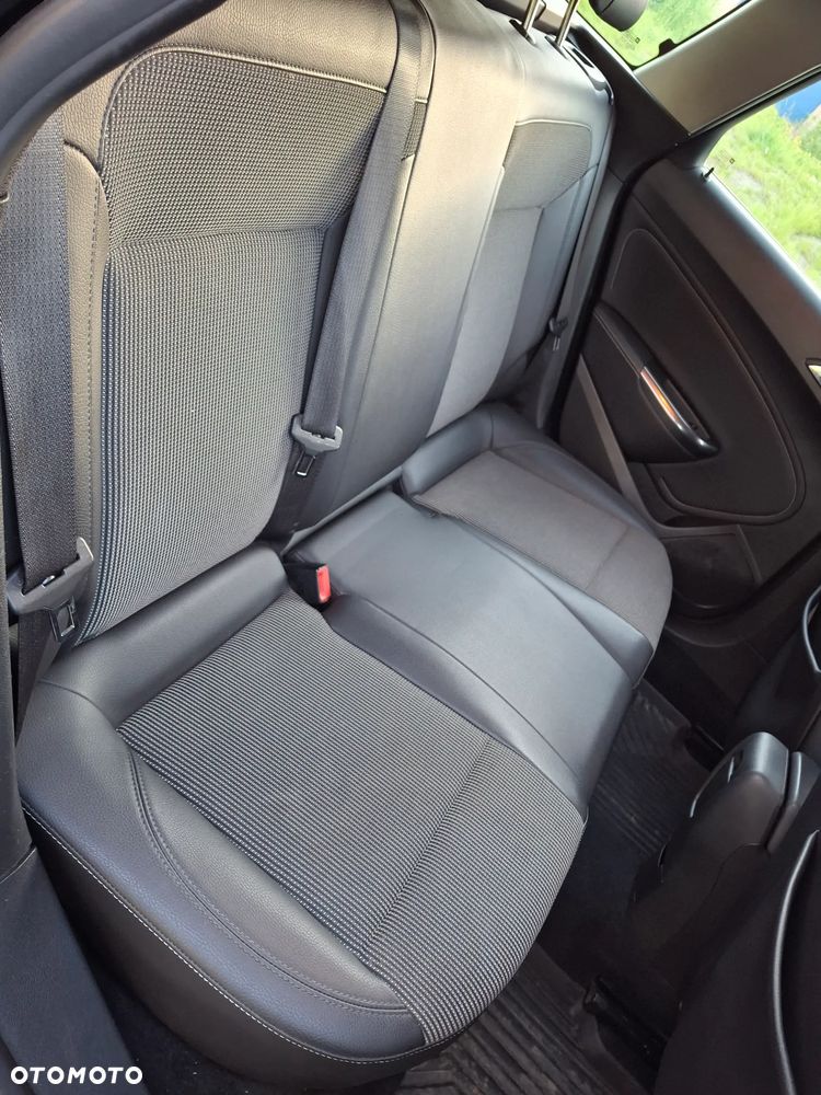 Opel Astra 1.4 T Sport - 18