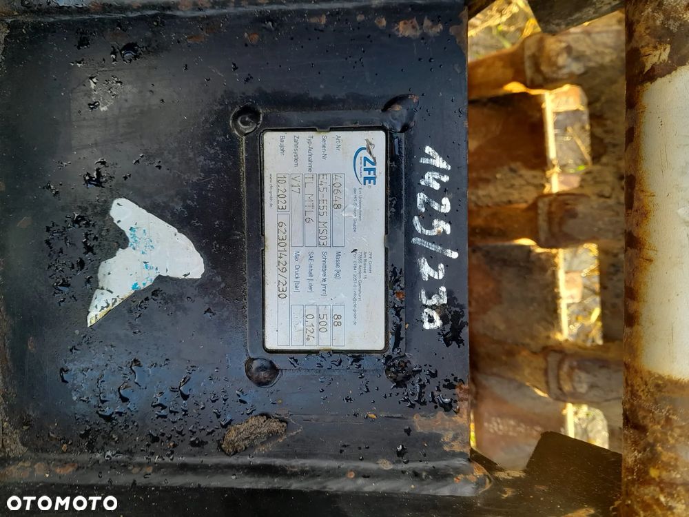 Bobcat e50 - 19