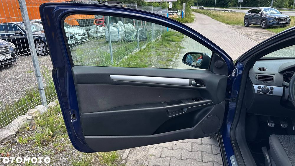 Opel Astra 2.0 Turbo Sport - 15