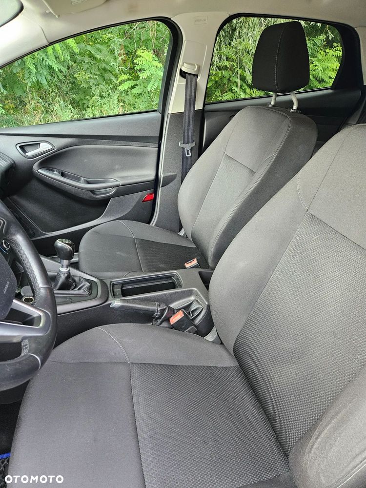Ford Focus - 7