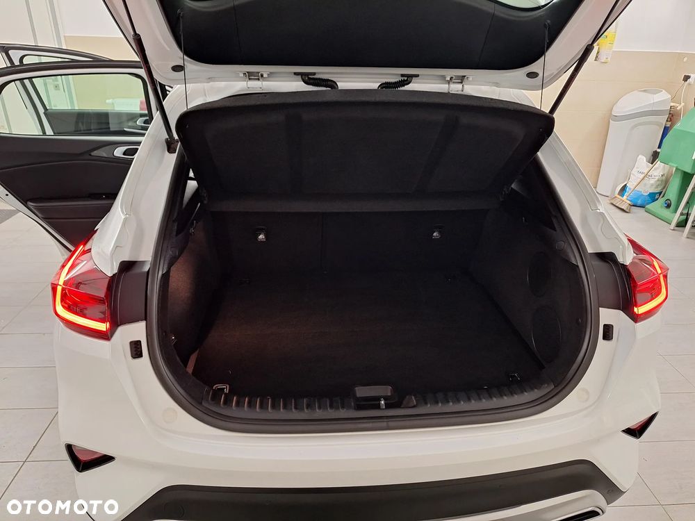 Kia XCeed 1.4 T-GDI OPF JBL SOUND EDITION - 26